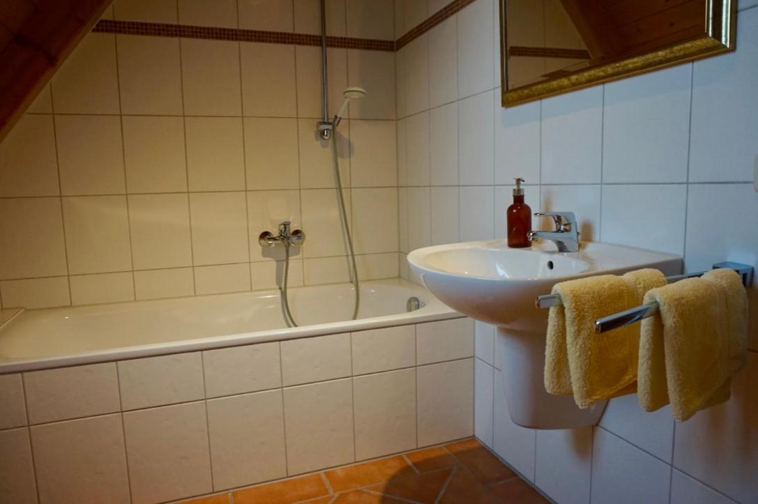 Weinhof Grosch Apartment Sugenheim Ngoại thất bức ảnh